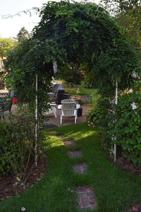 The Lamplighter Bed & Breakfast Of Ludington Bagian luar foto