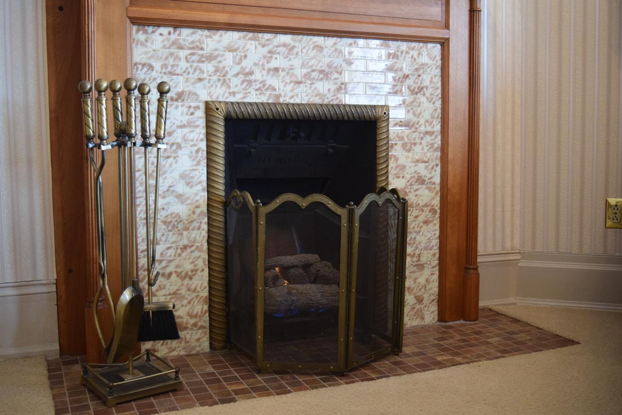 The Lamplighter Bed & Breakfast Of Ludington Bagian luar foto